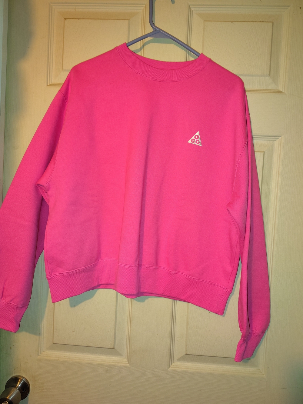 Nike ACG Hot Pink Women's Crewneck Sweatshirt